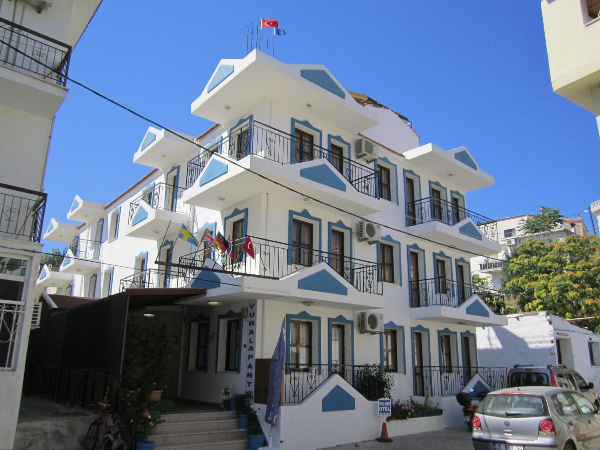 Cesme Vural Apart Hotel Экстерьер фото